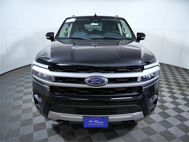 2022 Ford Expedition XLT photo 2