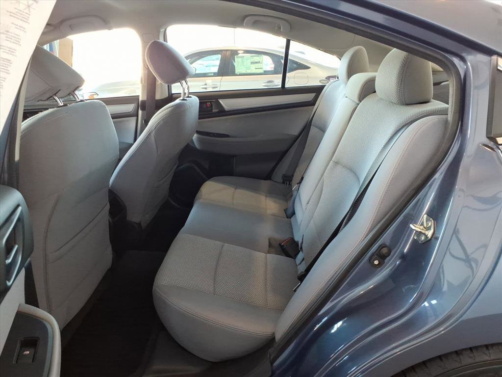 2018 Subaru Legacy 2.5i photo 10