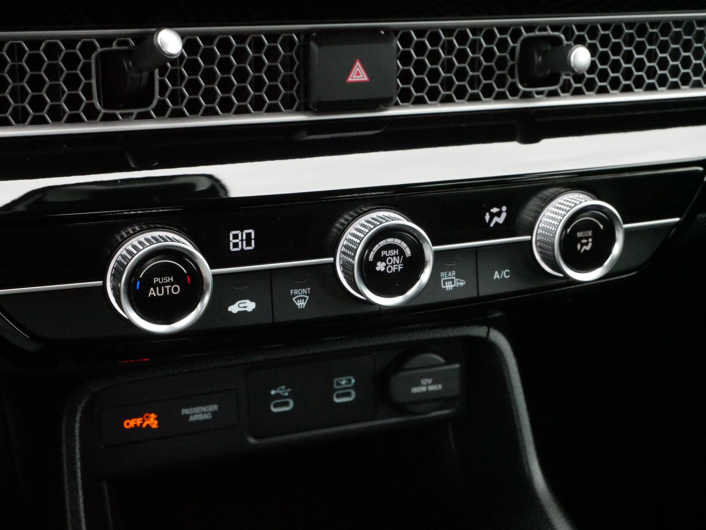 2025 Honda Civic Hatchback Sport photo 18