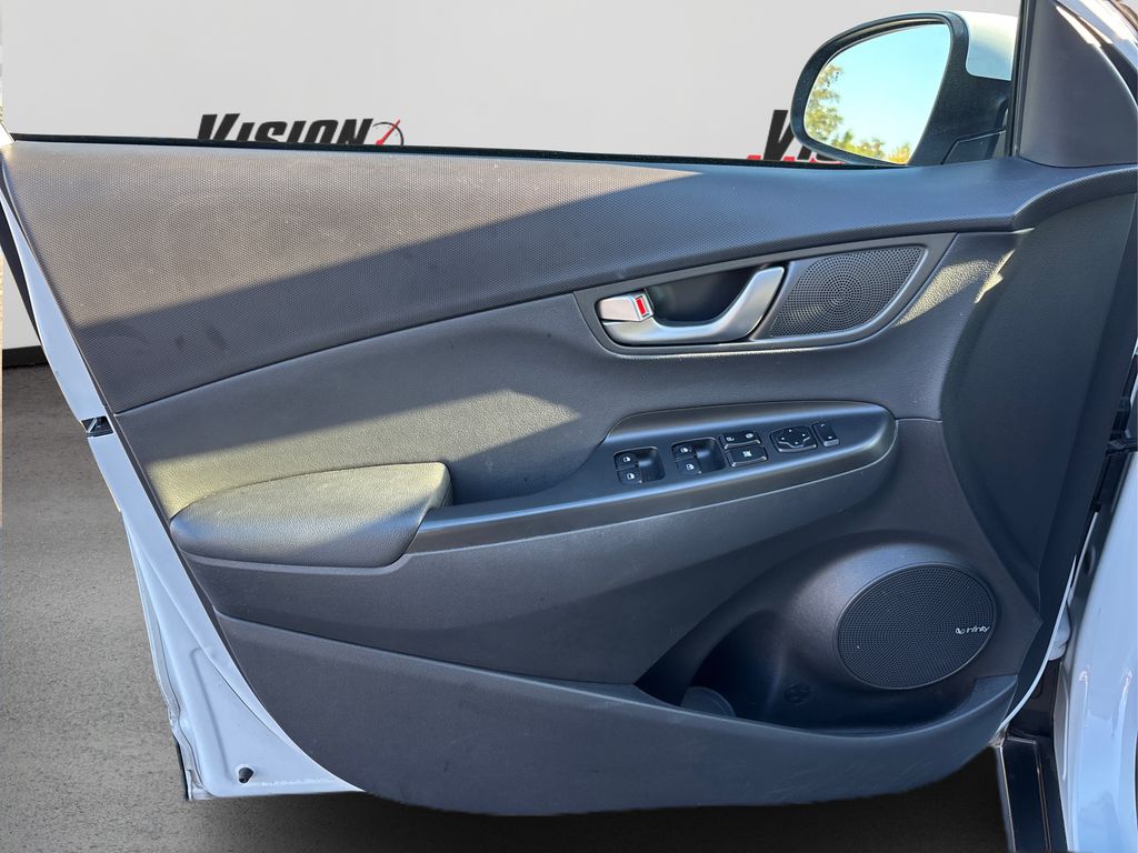 2020 Hyundai Kona Ultimate photo 20