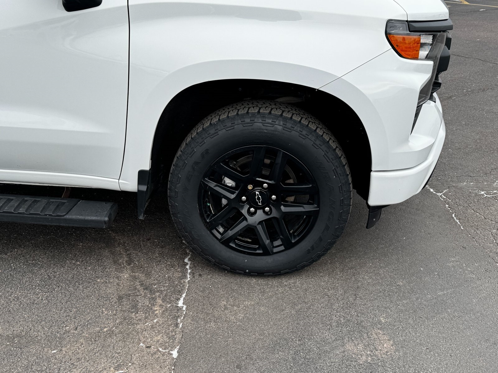 Used 2023 Chevrolet Silverado 1500 Custom with VIN 1GCPDBEK8PZ106565 for sale in Luverne, Minnesota