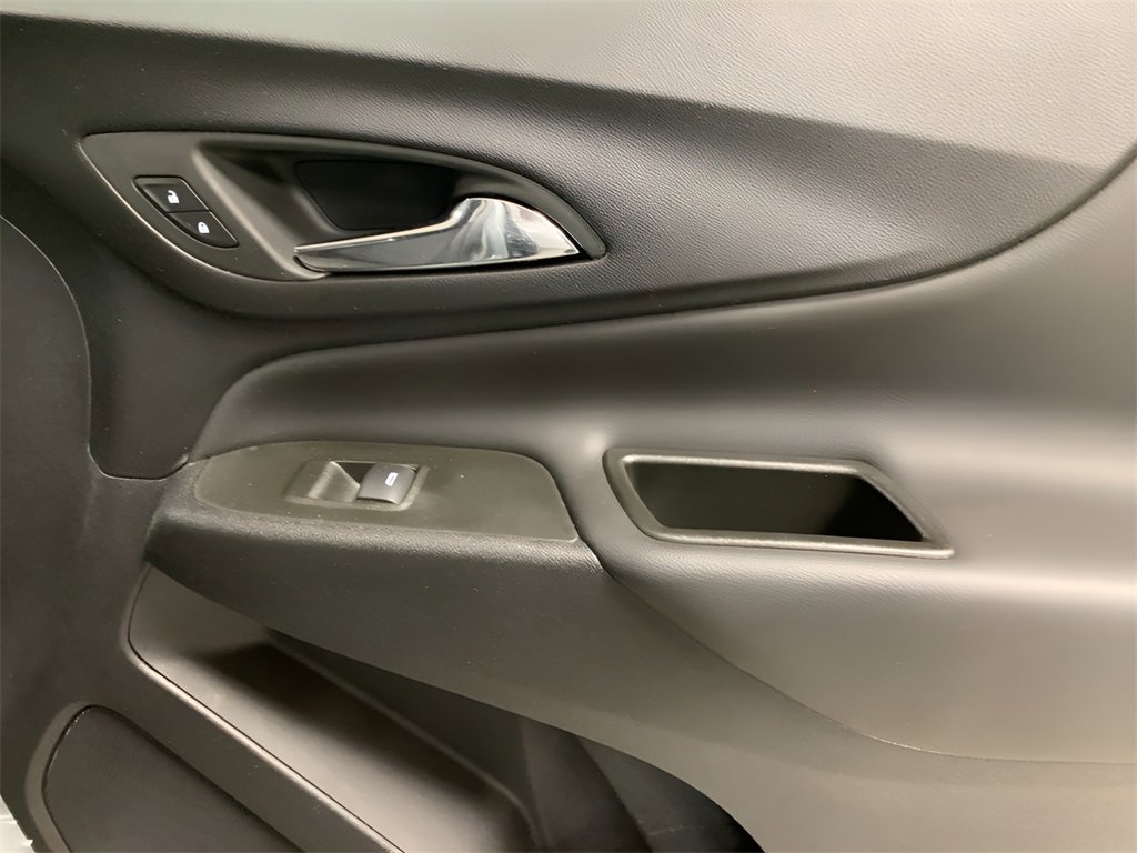 2024 Chevrolet Equinox LT photo 16