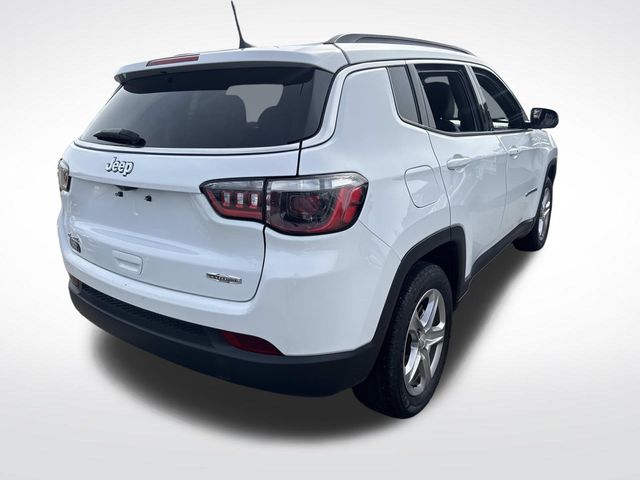 2024 Jeep Compass Latitude photo 5