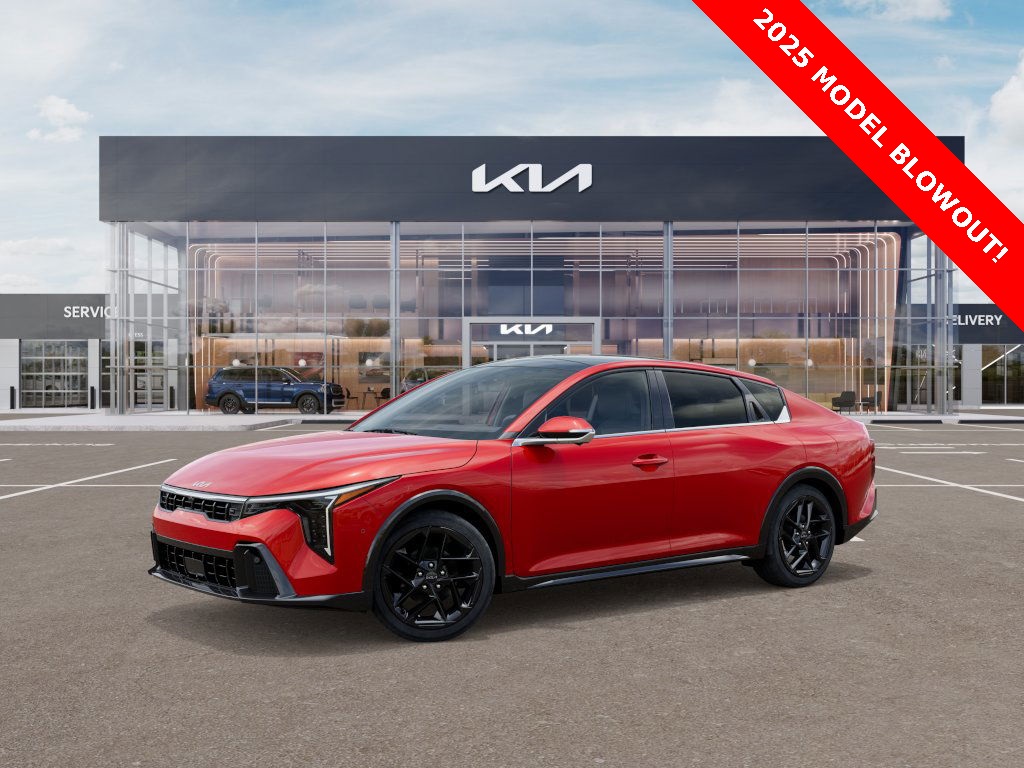 2025 Kia K4 GT-Line Turbo photo 2