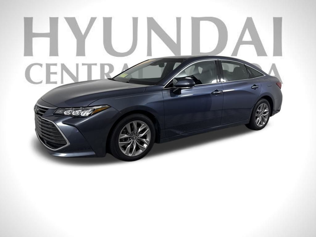 2019 Toyota Avalon XLE photo 14