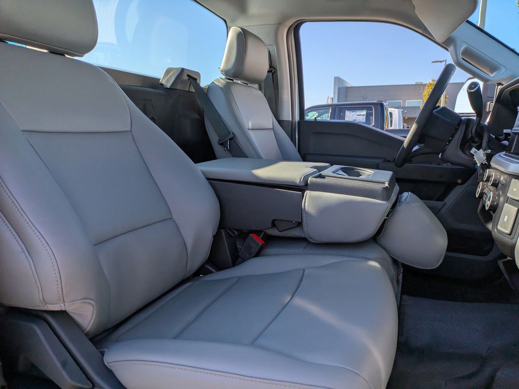 2026 Ford F-250 XL photo 16