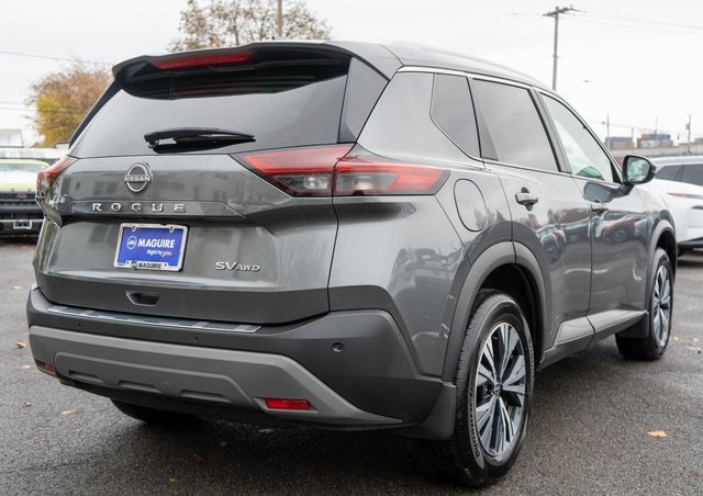 2022 Nissan Rogue SV photo 4