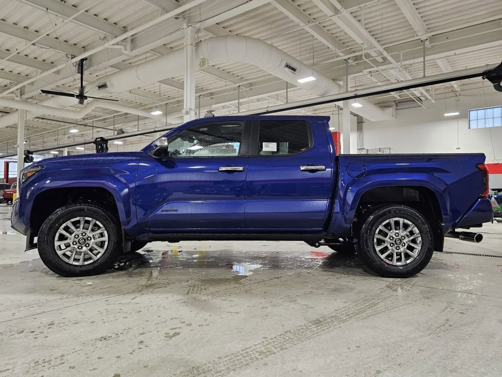 2025 Toyota Tacoma Limited photo 12