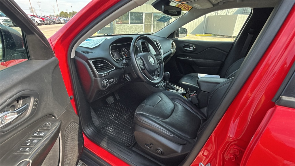 2019 Jeep Cherokee Trailhawk photo 9