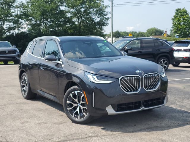 New 2025 Dark Graphite BMW 30 xDrive image 1