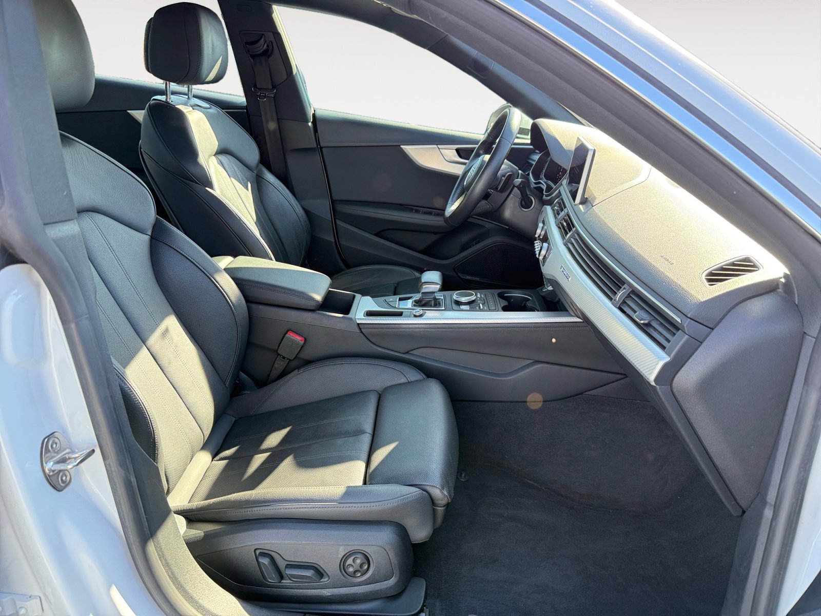 2019 Audi A5 Premium Plus photo 19