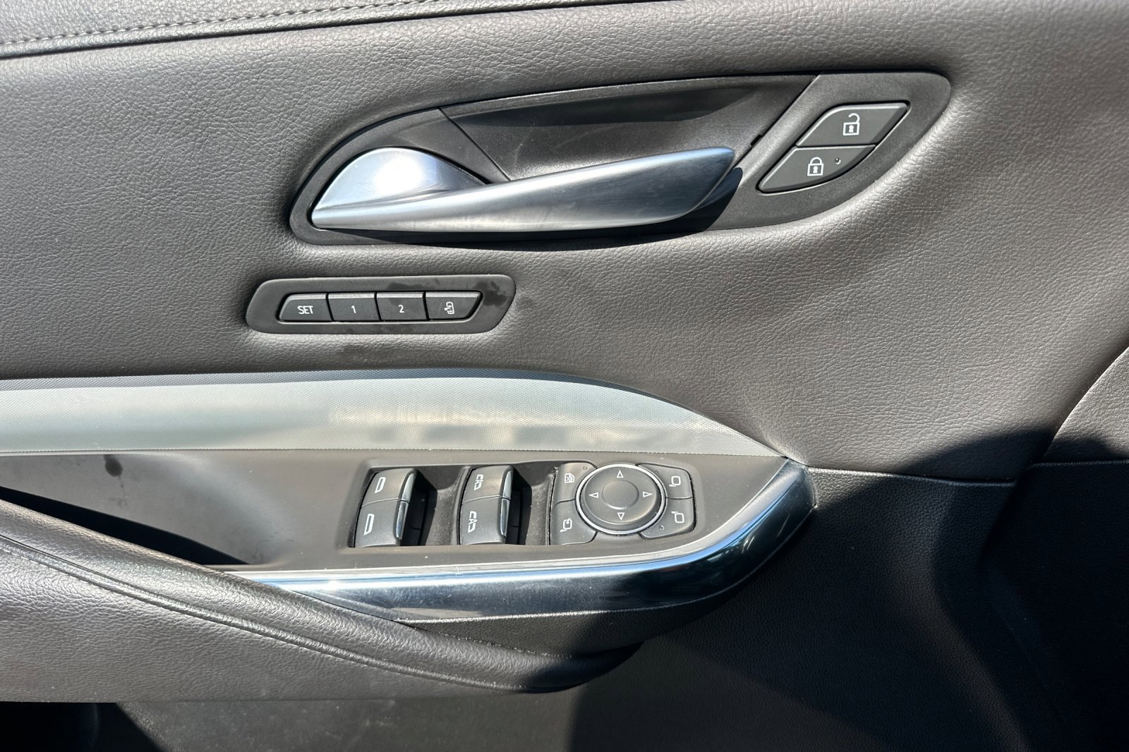 2023 Cadillac XT4 Premium Luxury photo 9