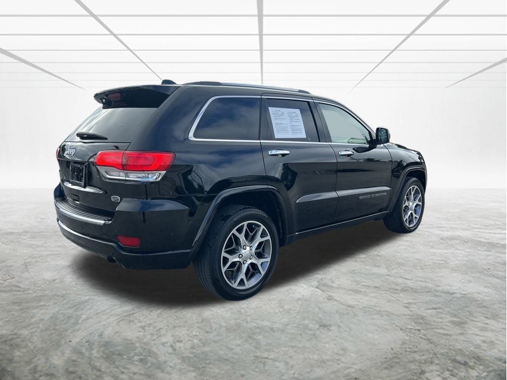 2021 Jeep Grand Cherokee Overland photo 3
