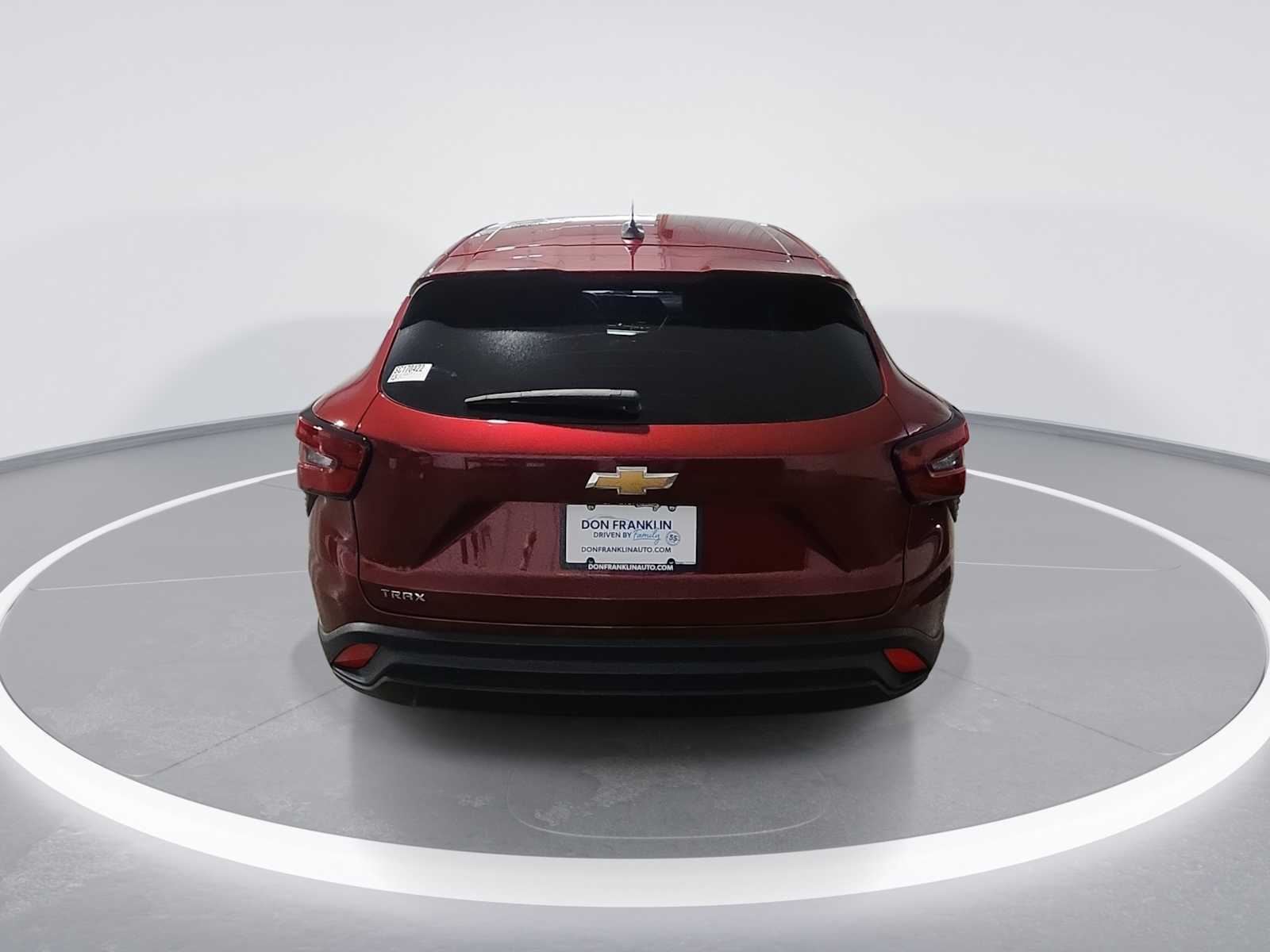 2025 Chevrolet Trax LS photo 7