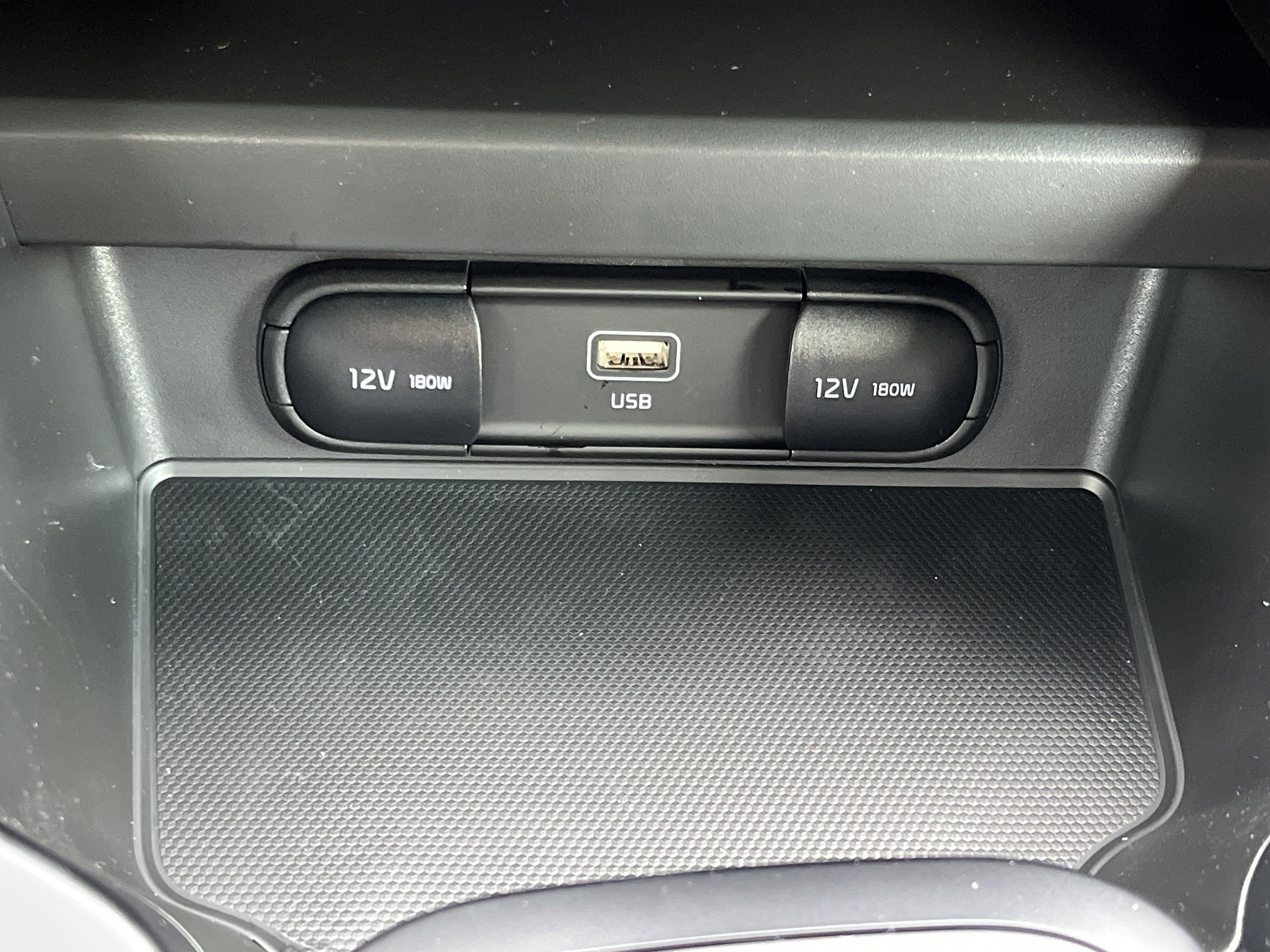 2025 Kia Soul LX photo 6