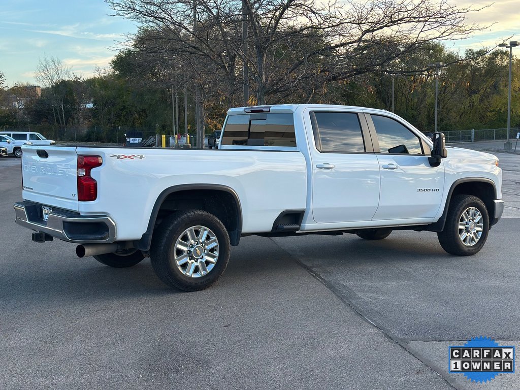 2024 Chevrolet Silverado 3500HD LT photo 3