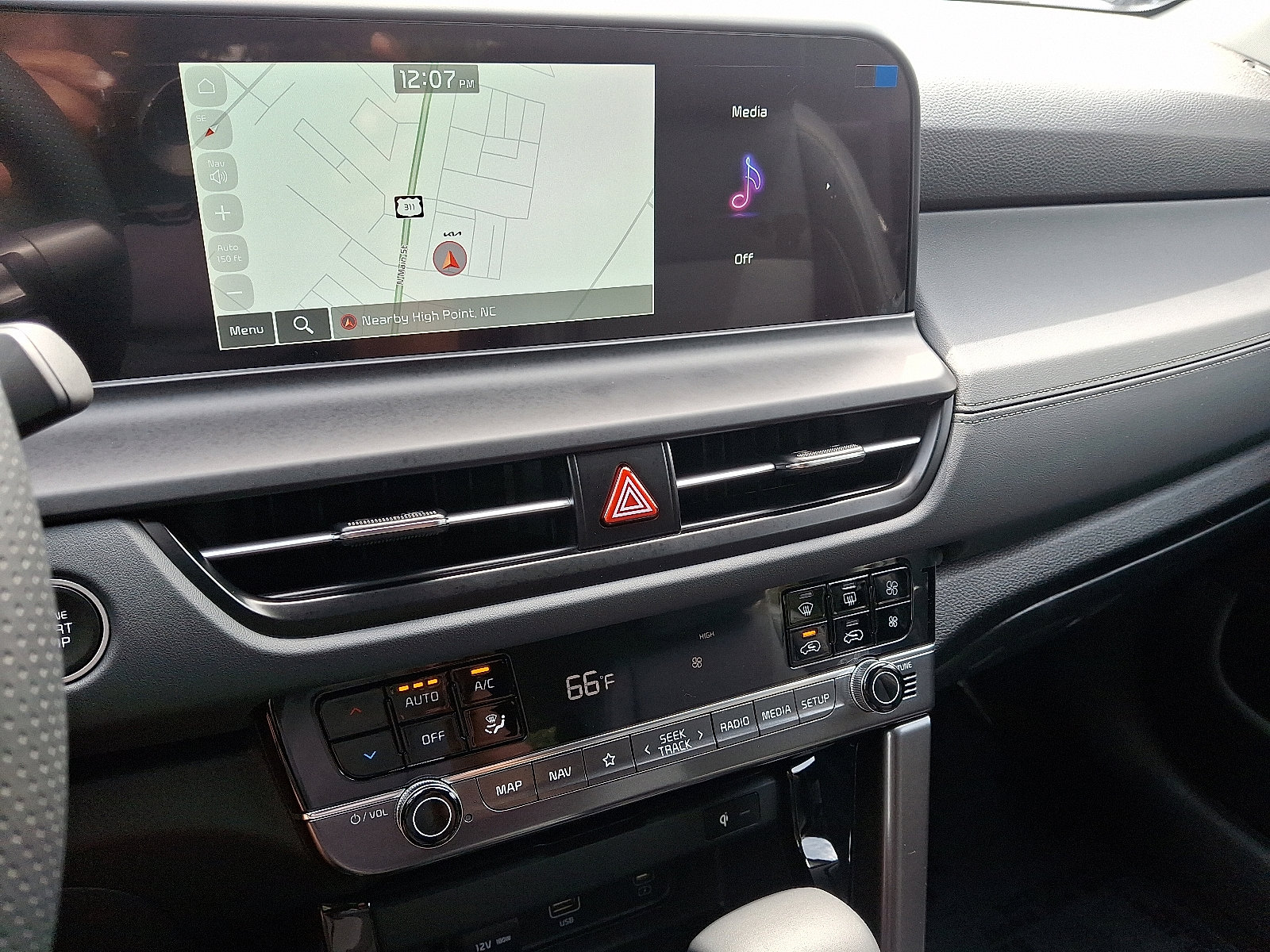 2026 Kia Seltos SX photo 8