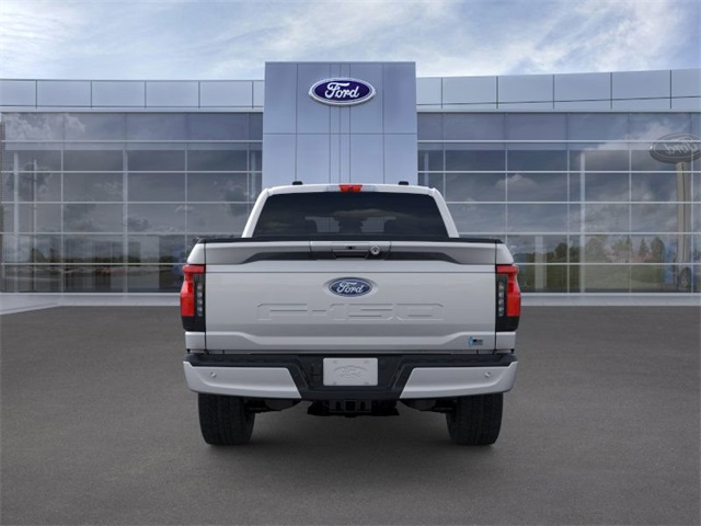 2025 Ford F-150 Lightning photo 4