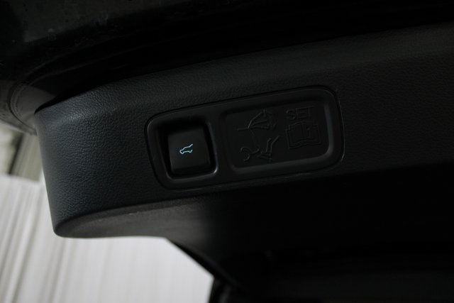 2022 Ford Expedition Limited photo 8