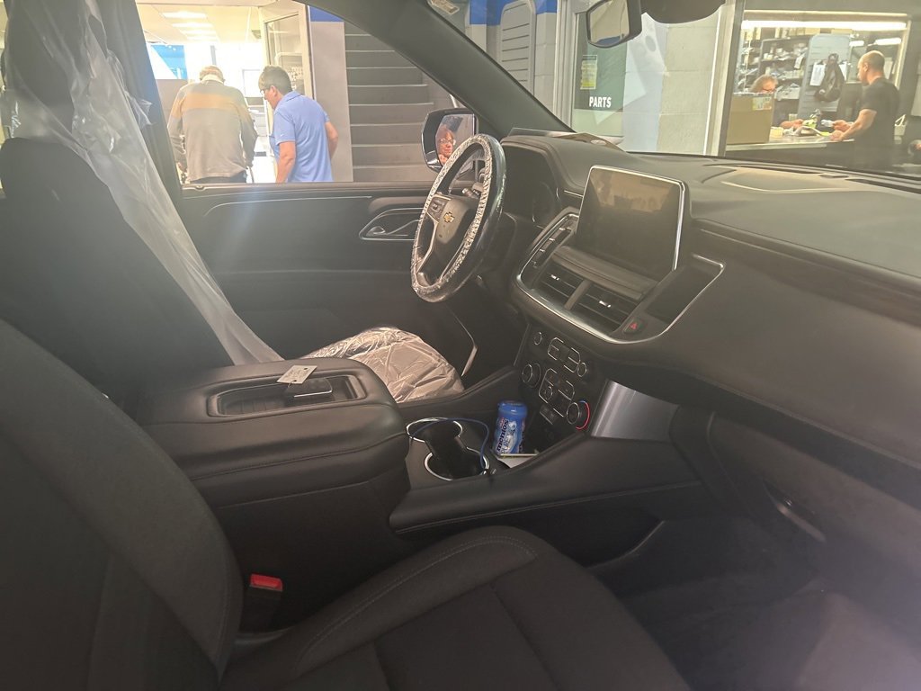 2021 Chevrolet Tahoe LS photo 3