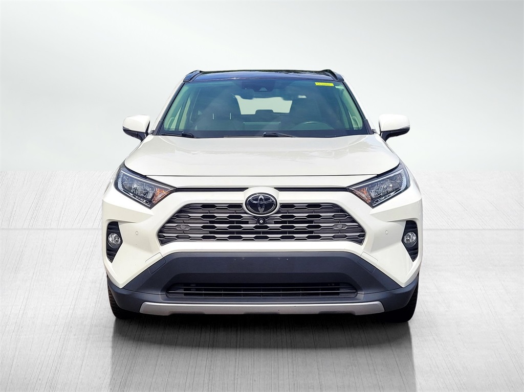 2019 Toyota RAV4 Limited photo 8
