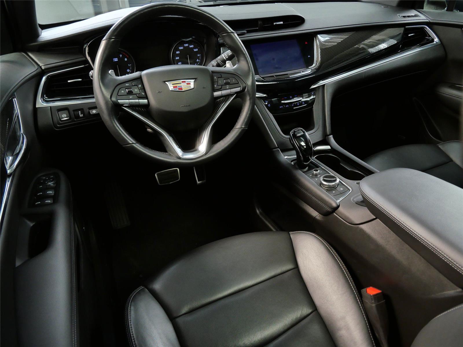 Used 2020 Cadillac XT6 Sport with VIN 1GYKPGRS0LZ138441 for sale in Minnetonka, Minnesota