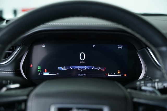 2021 Jeep Grand Cherokee Overland photo 2