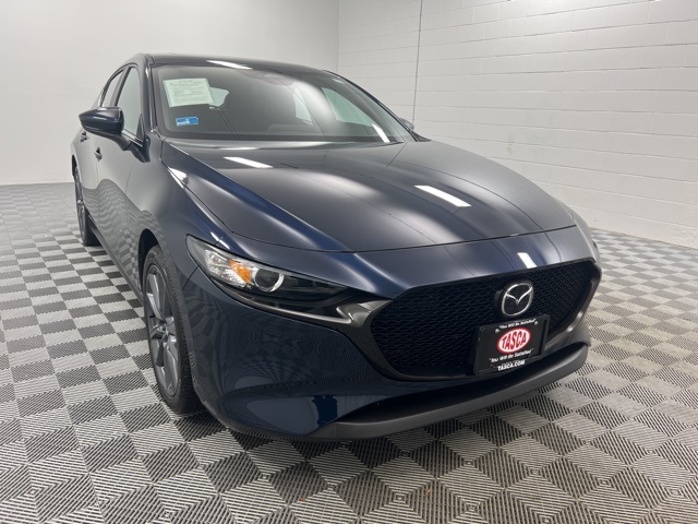 2025 Mazda Mazda3 Preferred's photo