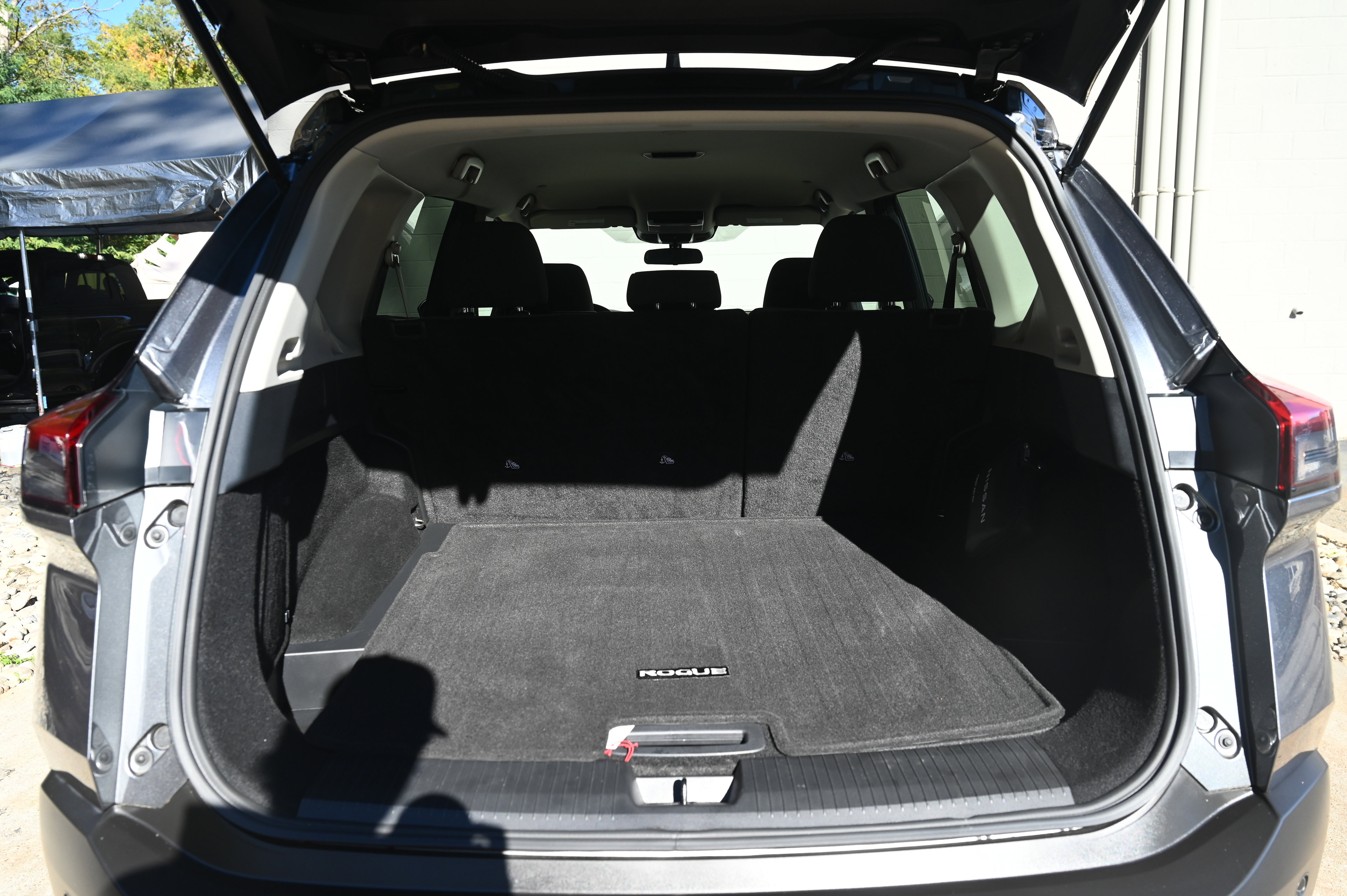 2023 Nissan Rogue SV photo 30