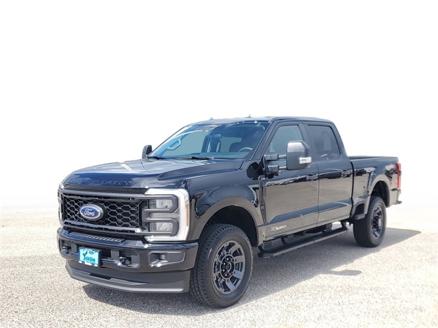 2026 Ford F-250 XL photo 2