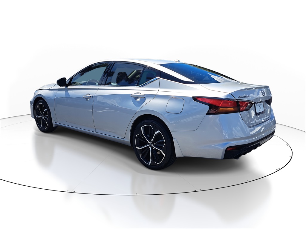 2025 Nissan Altima 2.5 SR photo 5