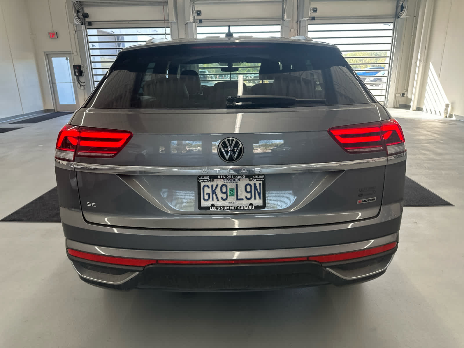 2022 Volkswagen Atlas Cross Sport SE photo 7