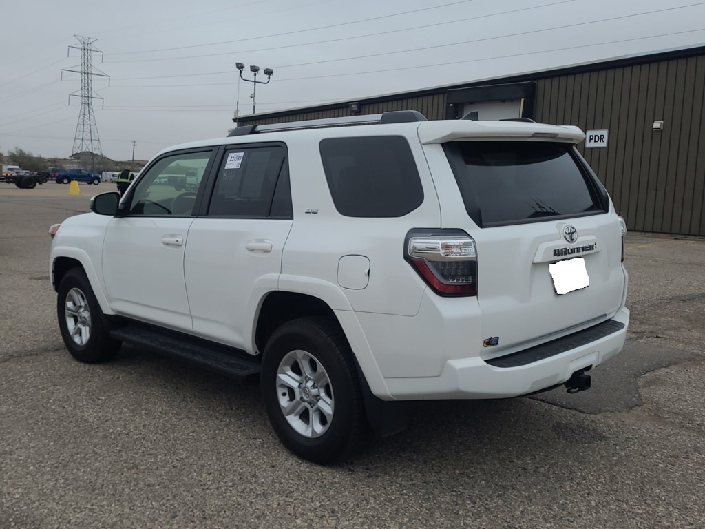 2024 Toyota 4Runner SR5 photo 4