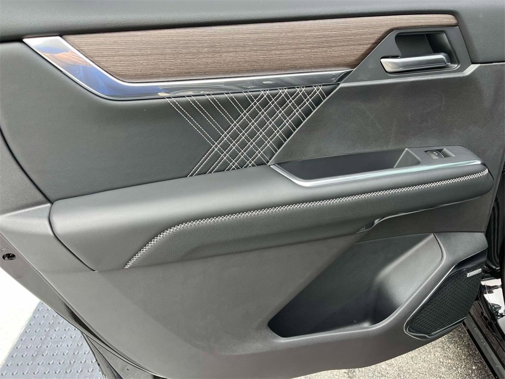 2026 Gmc Acadia Denali photo 15