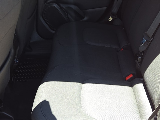 2022 Jeep Renegade Latitude photo 11