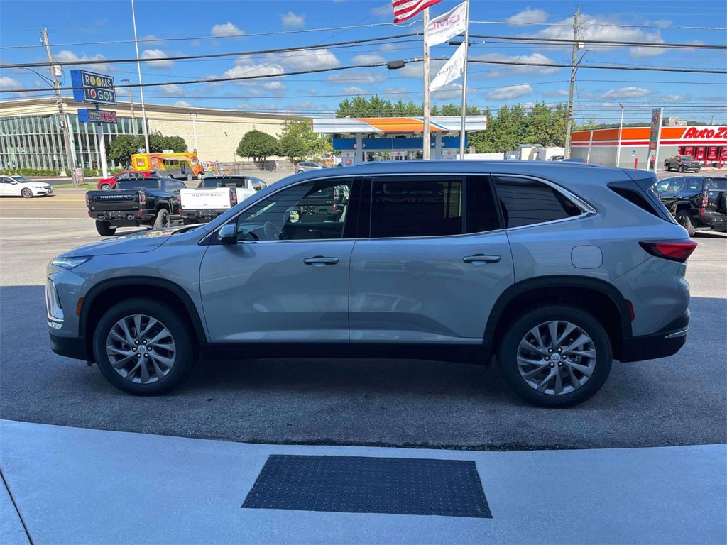 2026 Buick Enclave Preferred photo 4