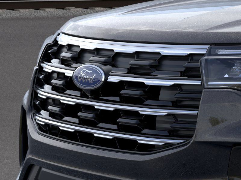 2025 Ford Explorer photo 15