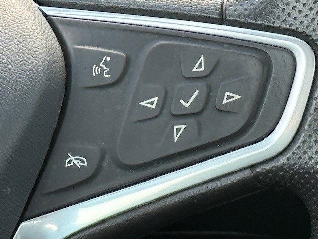 2022 Chevrolet Malibu 1LT photo 25