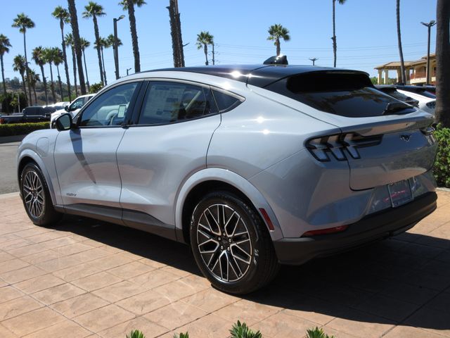 2025 Ford Mustang Mach-E Premium photo 2