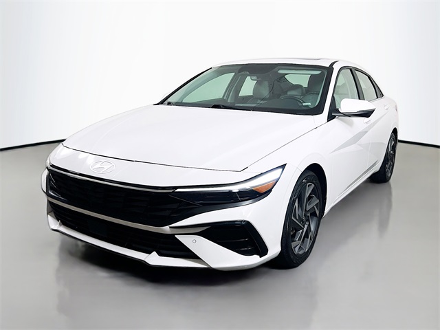 2024 Hyundai Elantra Limited photo 4