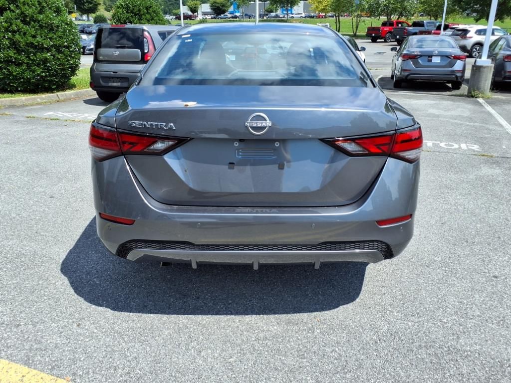 2025 Nissan Sentra S photo 4