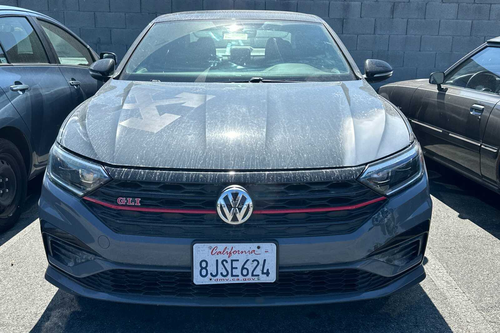 2019 Volkswagen Jetta GLI 2.0T S photo 2