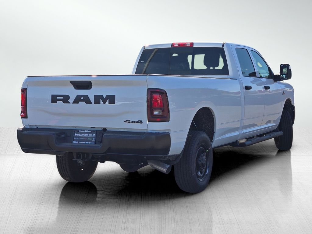 2025 Ram 2500 Tradesman photo 3