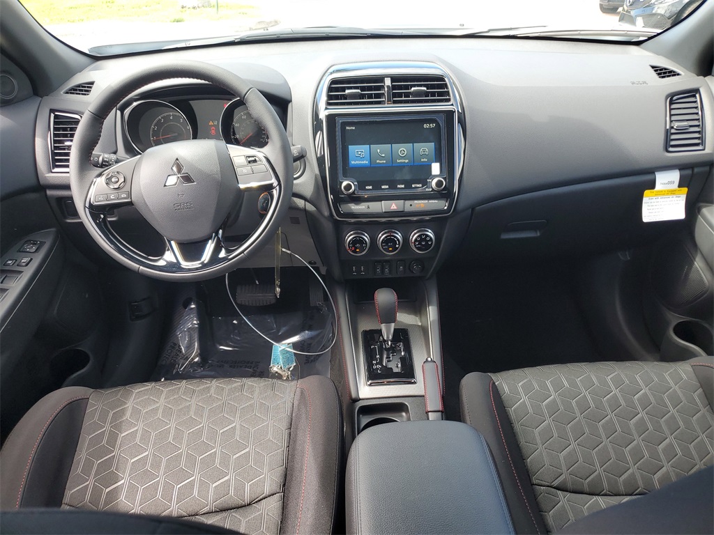 2025 Mitsubishi Outlander Sport ES SE LE photo 15