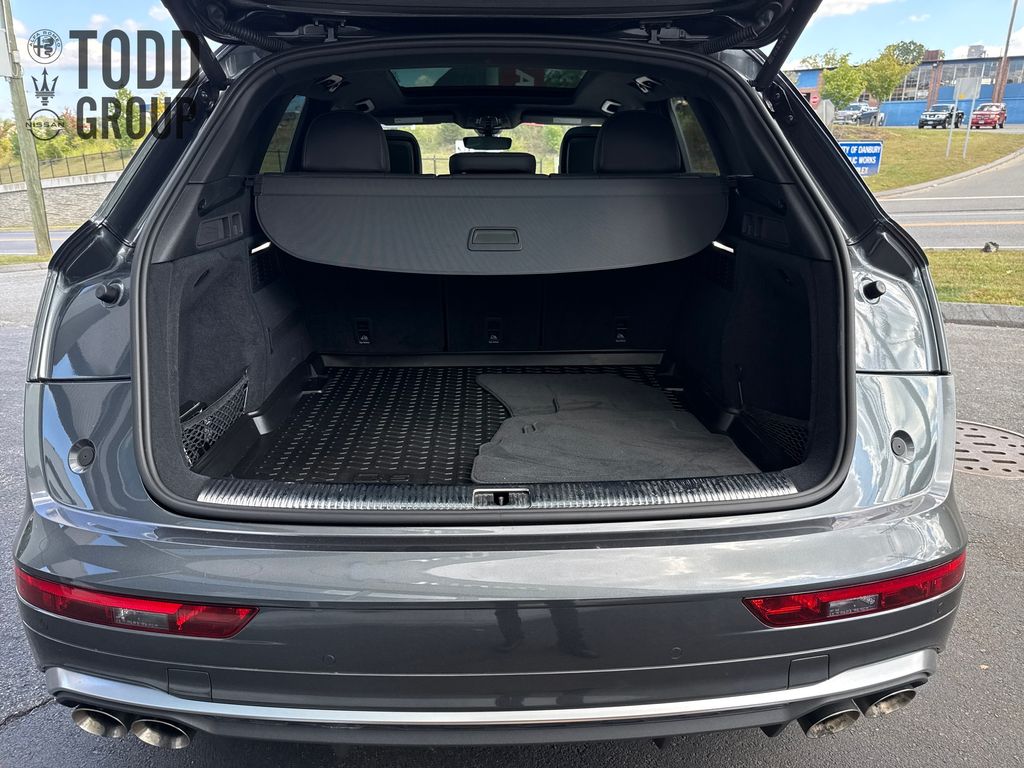 2022 Audi SQ5 Premium photo 21