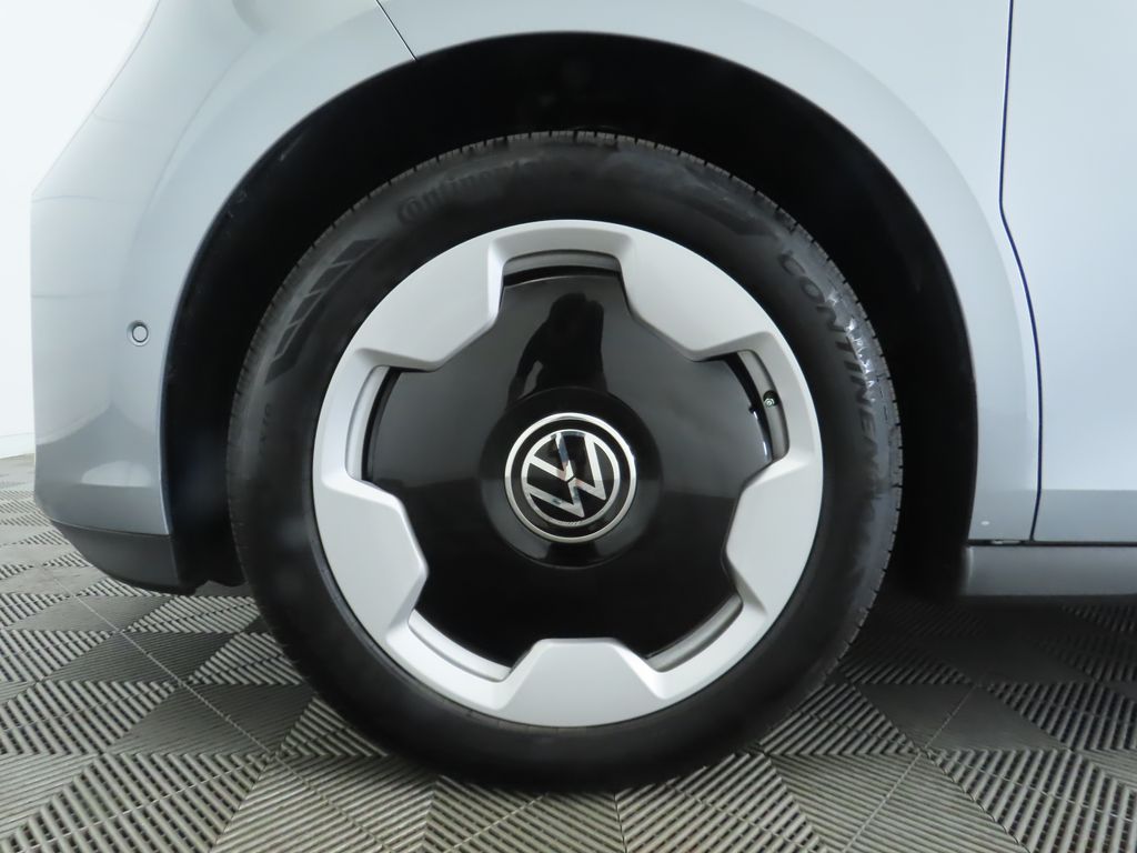 2025 Volkswagen ID. Buzz Pro S photo 23