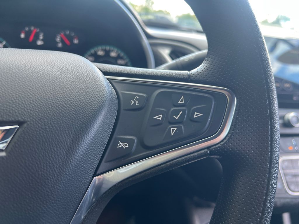 2025 Chevrolet Malibu 1LT photo 19