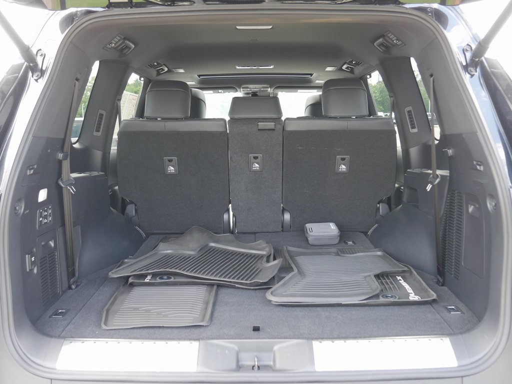 2024 Lexus LX 600 Luxury photo 12