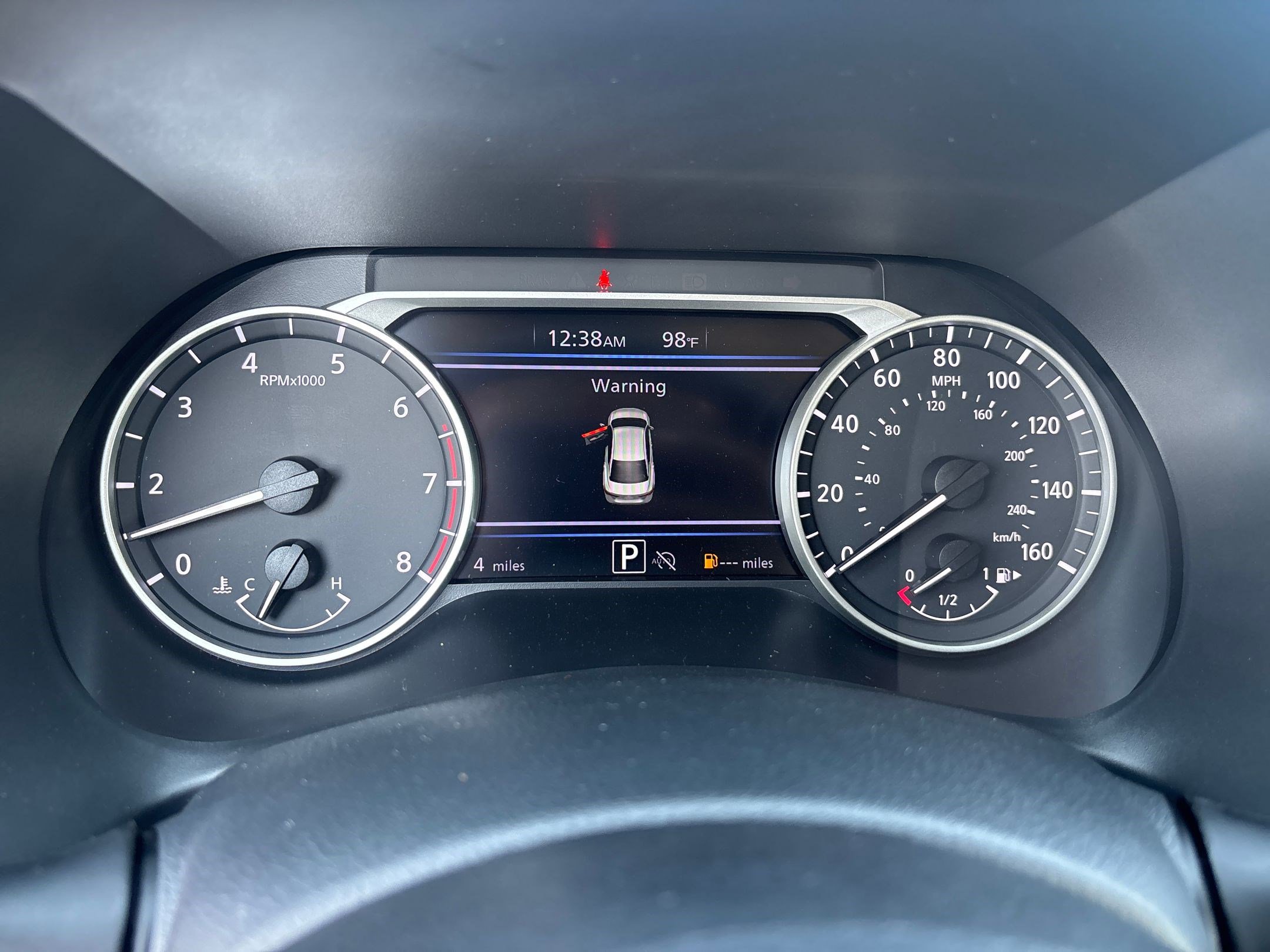 2025 Nissan Sentra SR photo 18