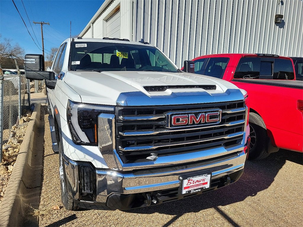 2026 GMC Sierra 2500HD SLE's photo